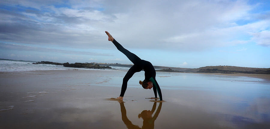 yoga and surfing on fuerteventura – surfing lessons on 01. December 2014