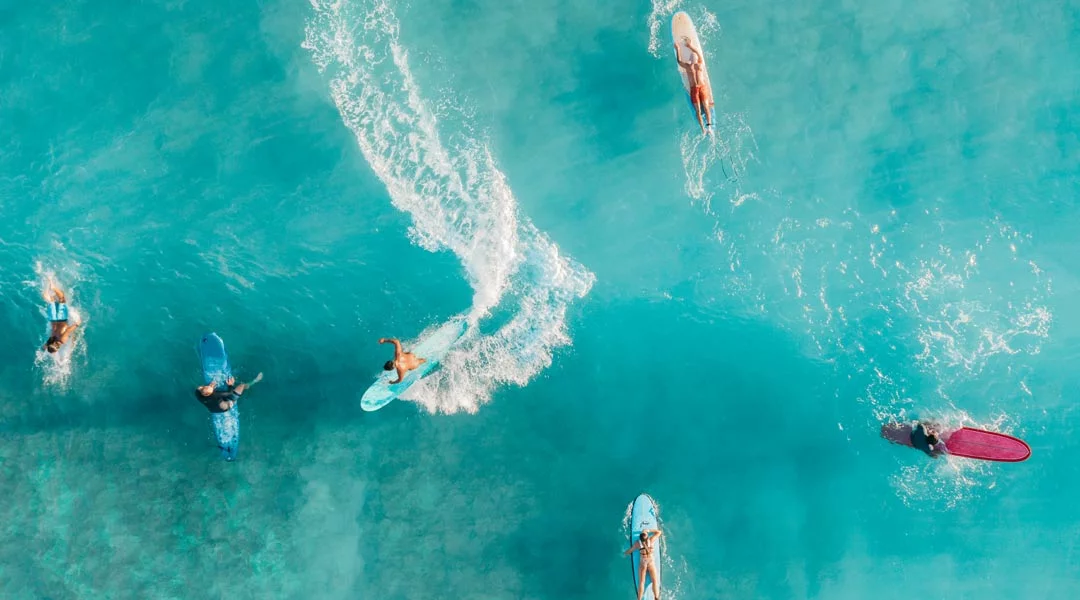 wellenlesen lernen - beobachte surfer