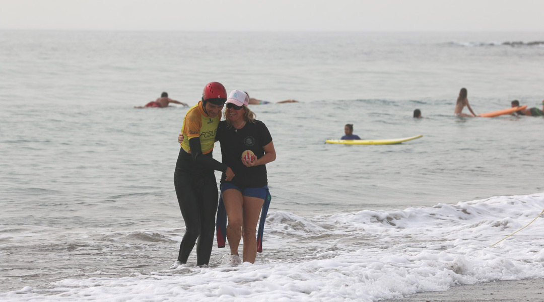 surfen-mit-handicap-angie